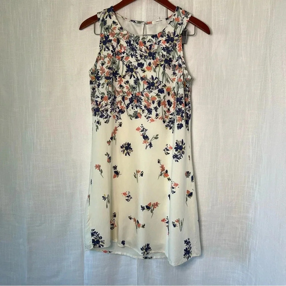 Maurice’s Falling Flowers Floral Sleeveless Mini Dress Size Small - Picture 2 of 6
